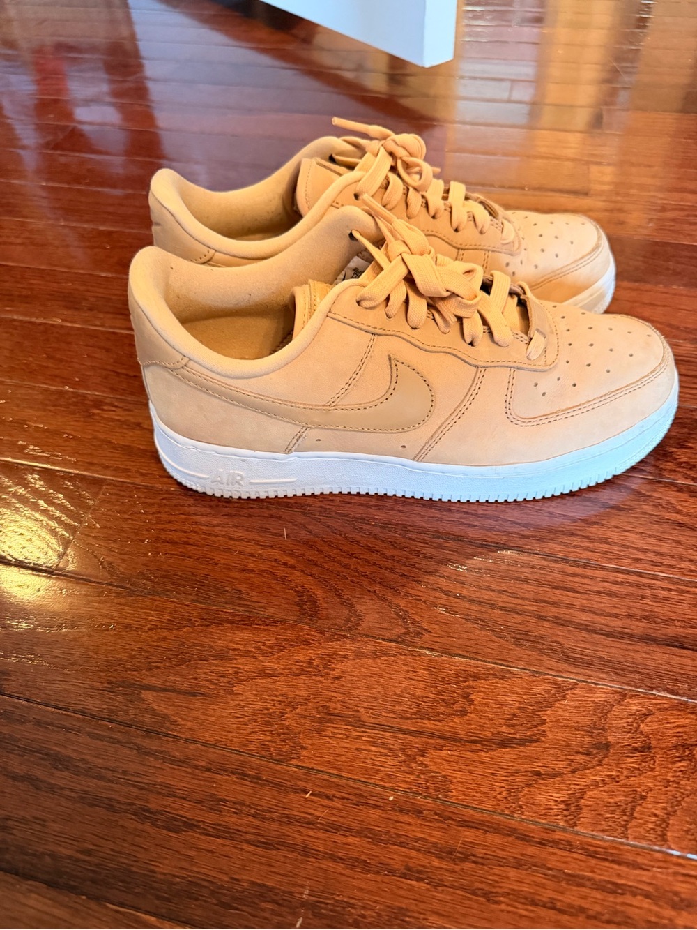 Nike Kids Tan Low-Top Sneakers